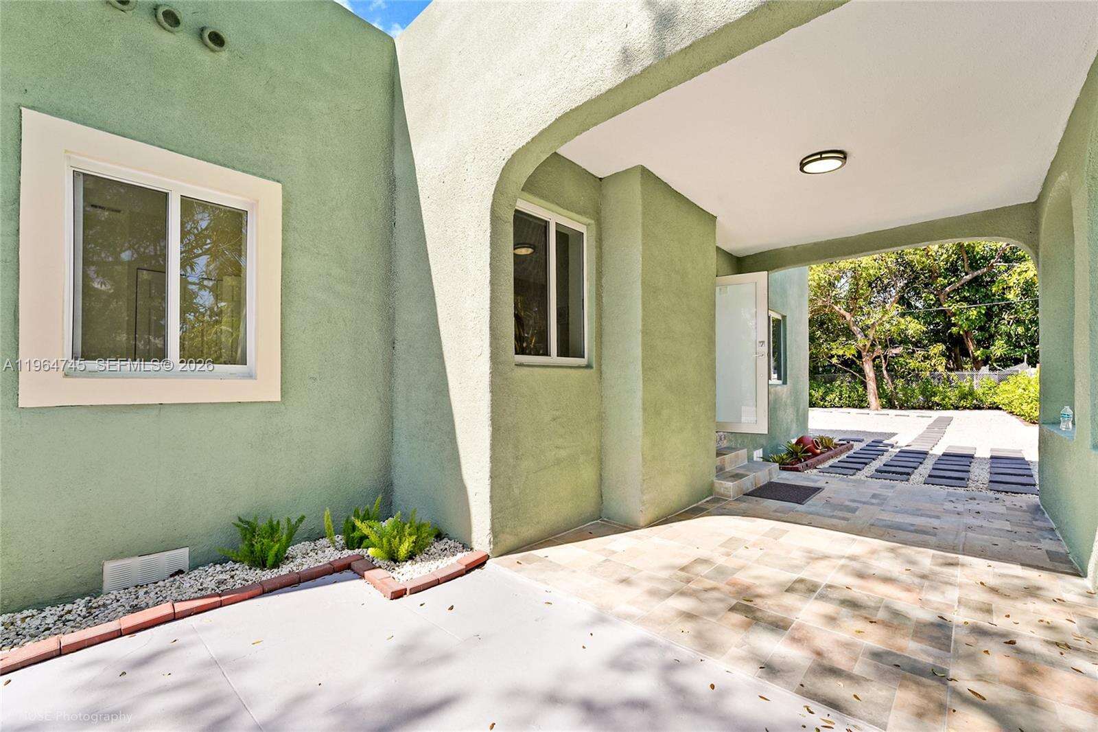 1139 37th St, Miami, FL 33127 | Picture 3