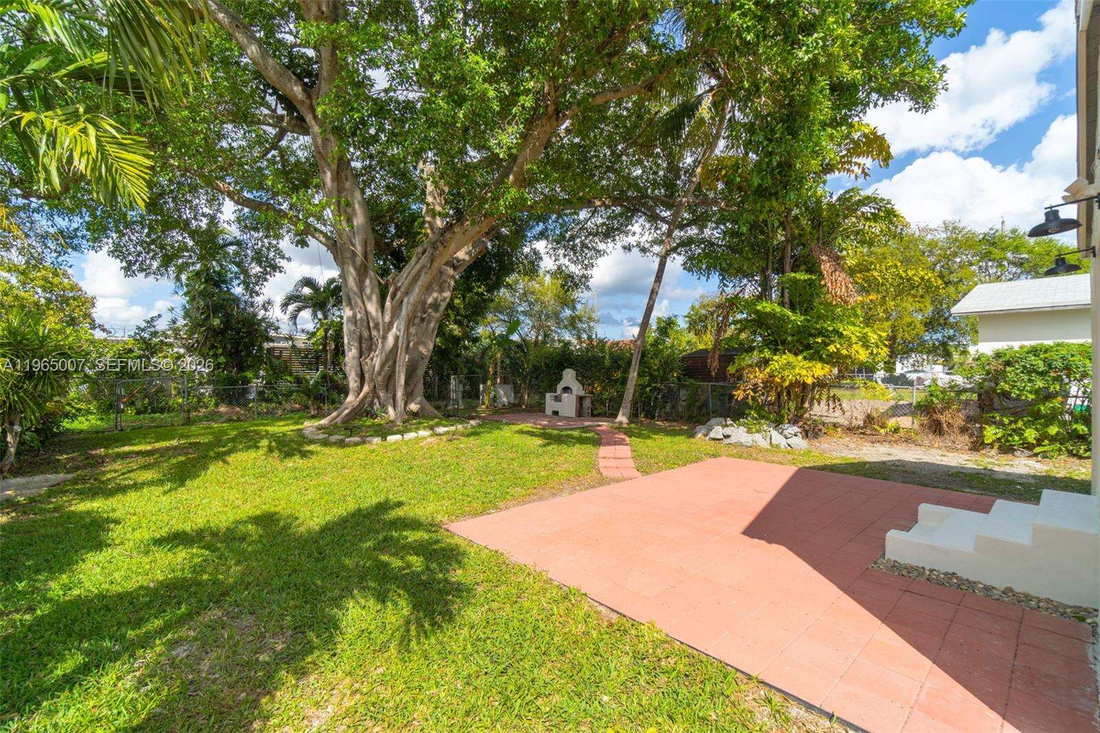 30 7th St, Hallandale Beach, FL 33009 | Picture 23