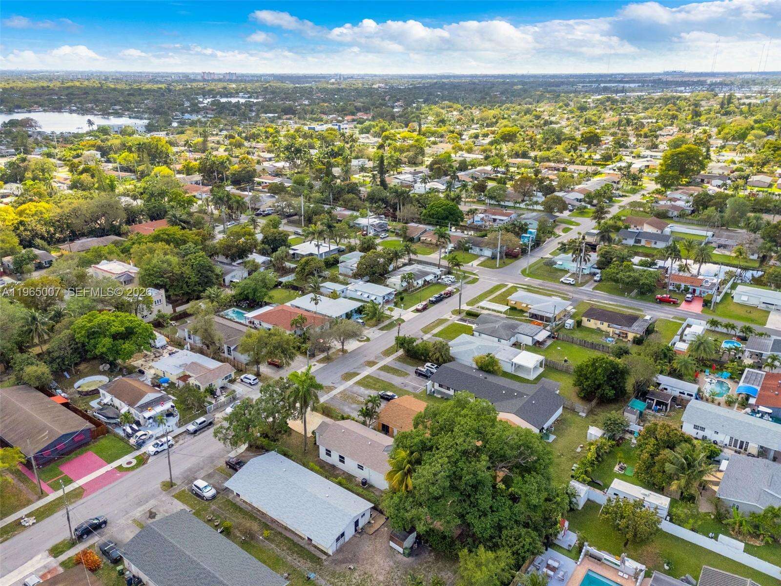 30 7th St, Hallandale Beach, FL 33009 | Picture 30