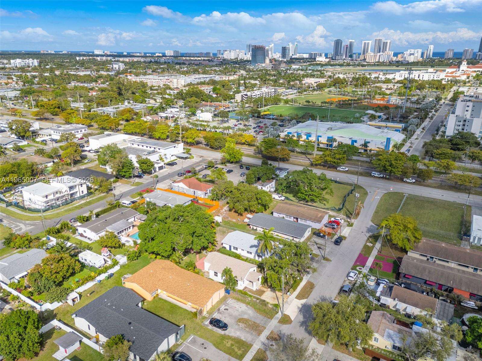 30 7th St, Hallandale Beach, FL 33009 | Picture 34