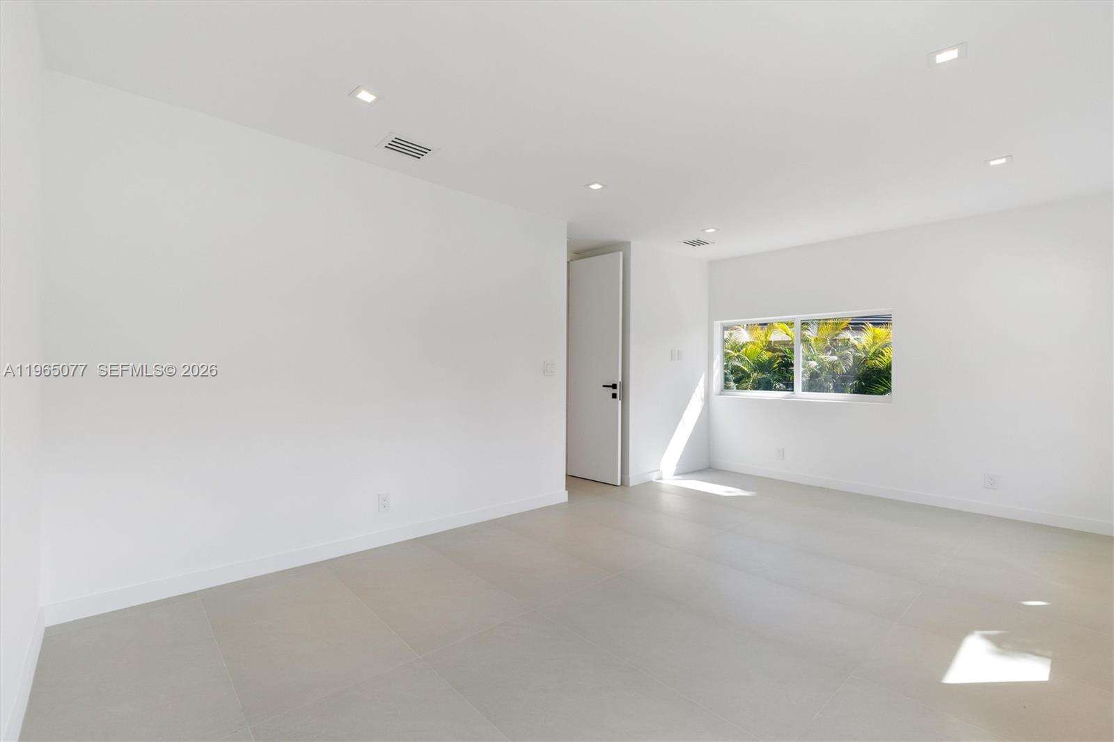 19721 23rd Ave, Miami, FL 33180 | Picture 40