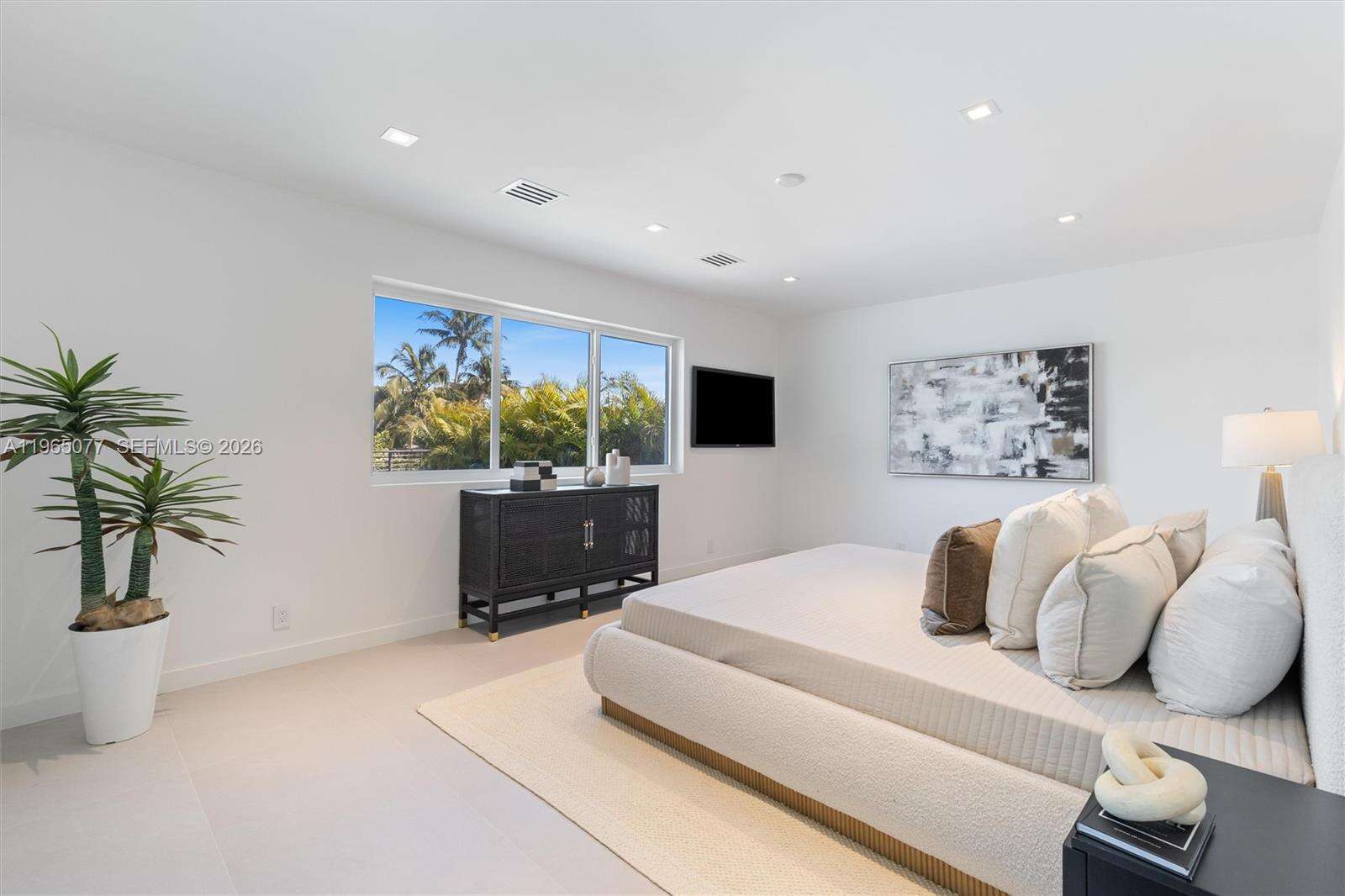 19721 23rd Ave, Miami, FL 33180 | Picture 42