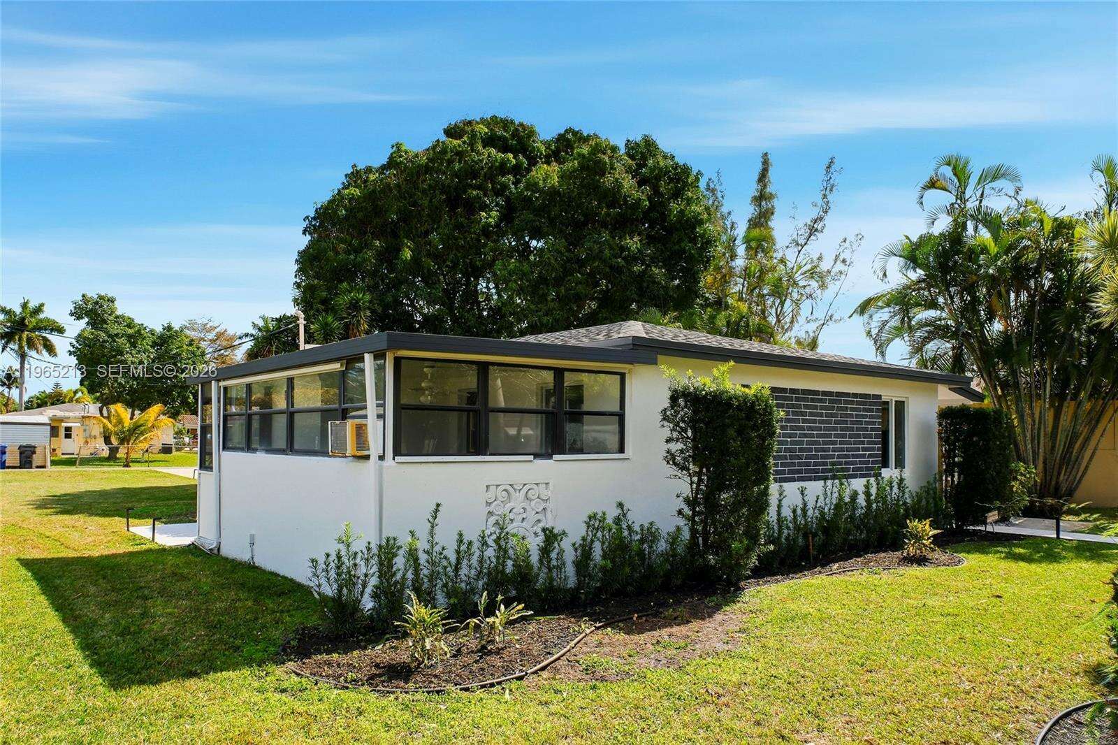 921 32nd Ave, Hollywood, FL 33021 | Picture 13