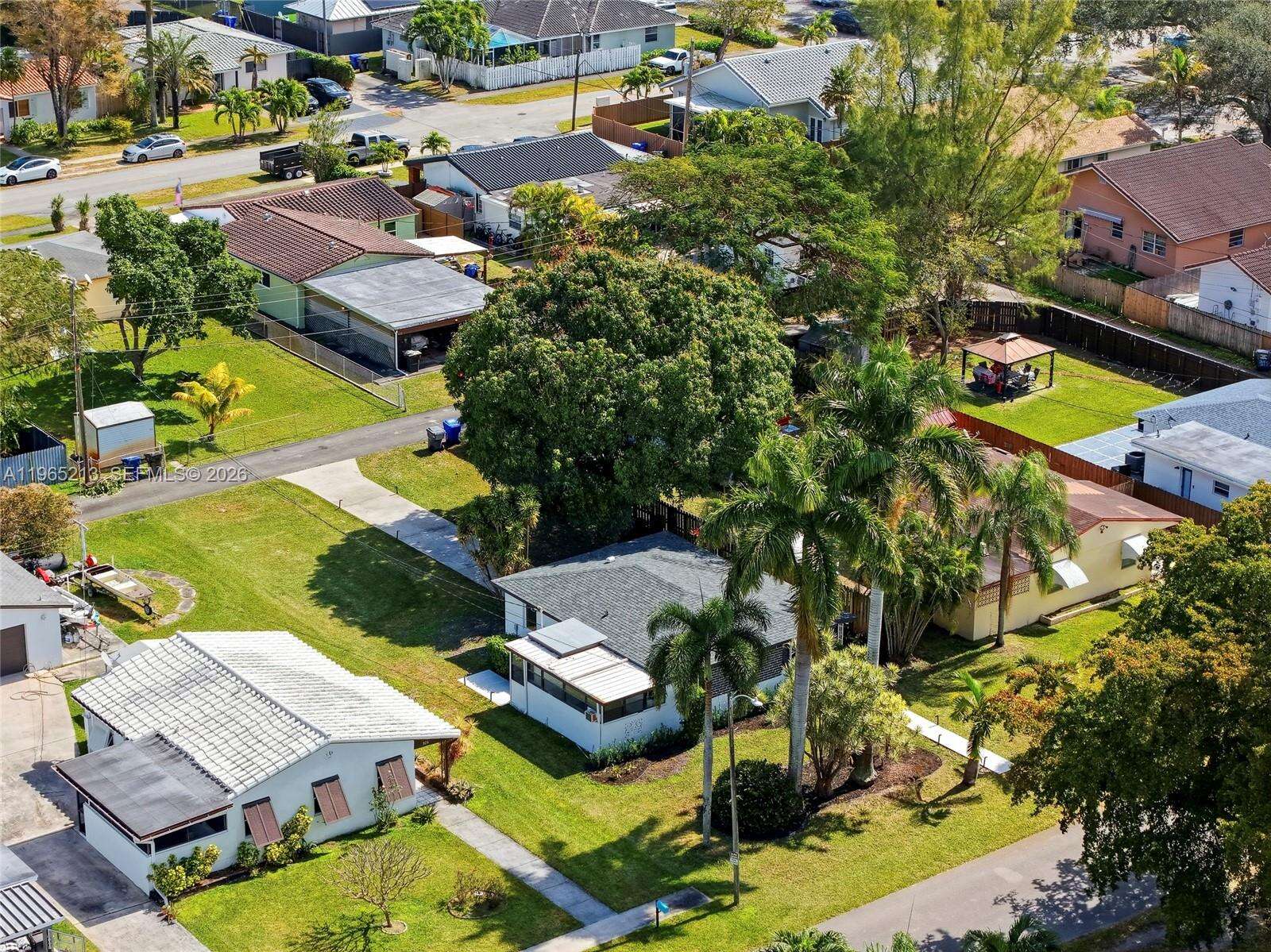 921 32nd Ave, Hollywood, FL 33021 | Picture 8