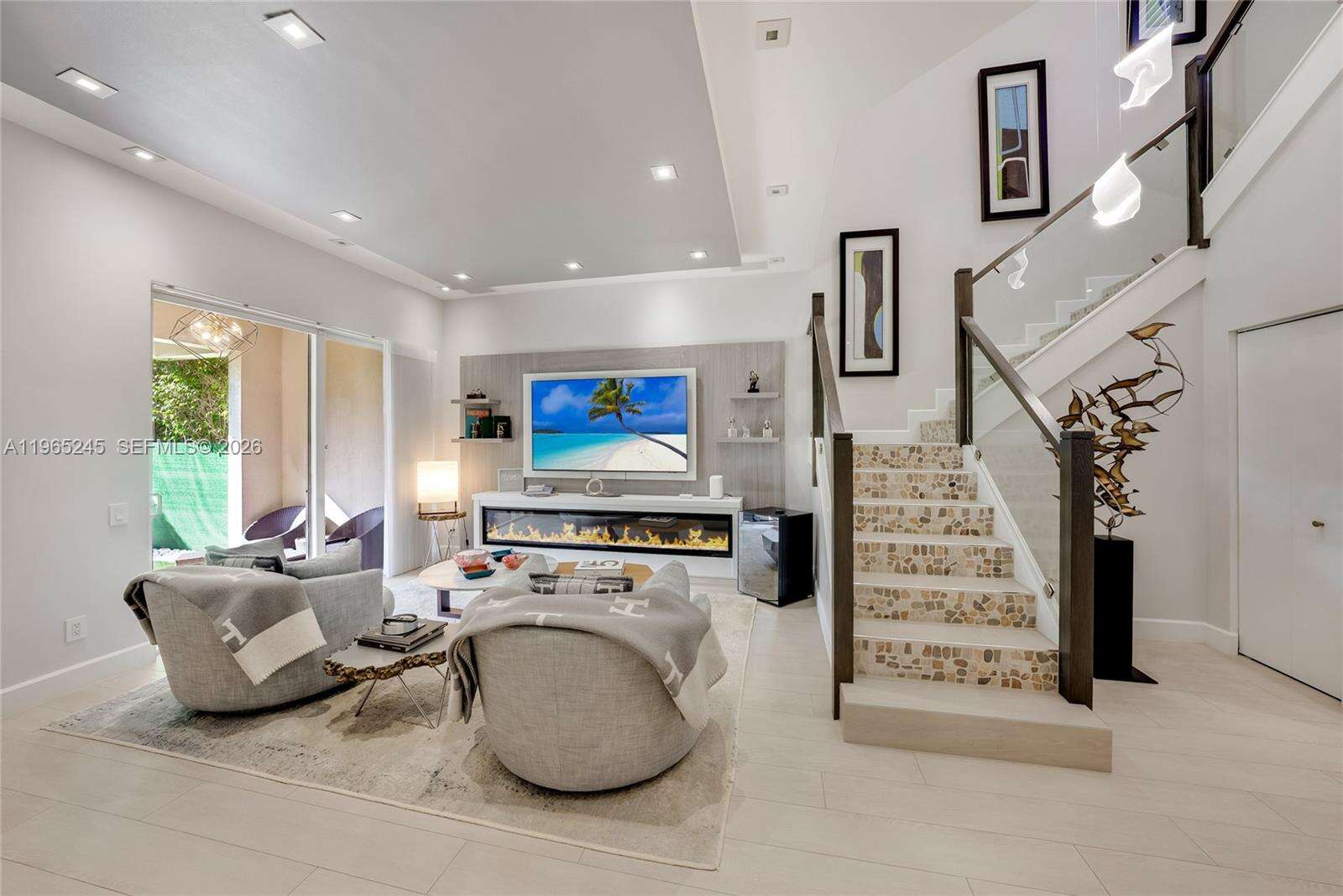 1366 Harbor Vw W, Hollywood, FL 33019 | Picture 18