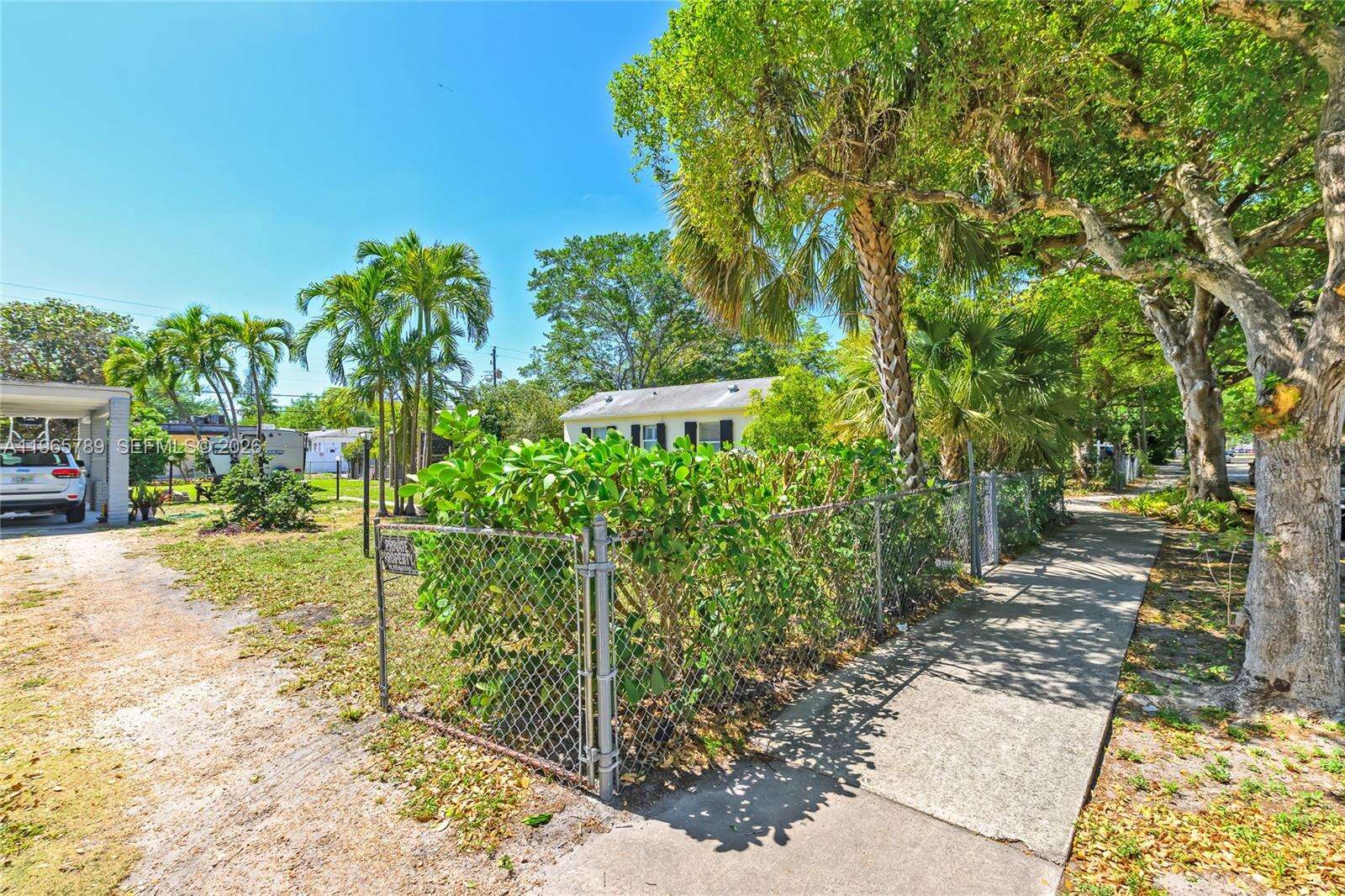 1946 Madison St, Hollywood, FL 33020 | Picture 24