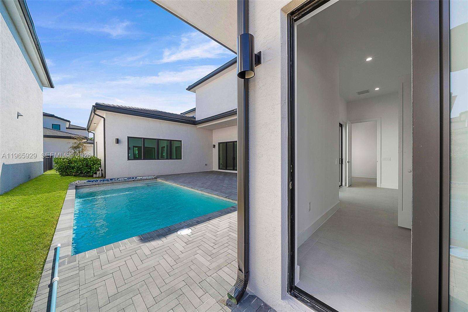 5718 Ashwood Cir W, Hollywood, FL 33312 | Picture 20