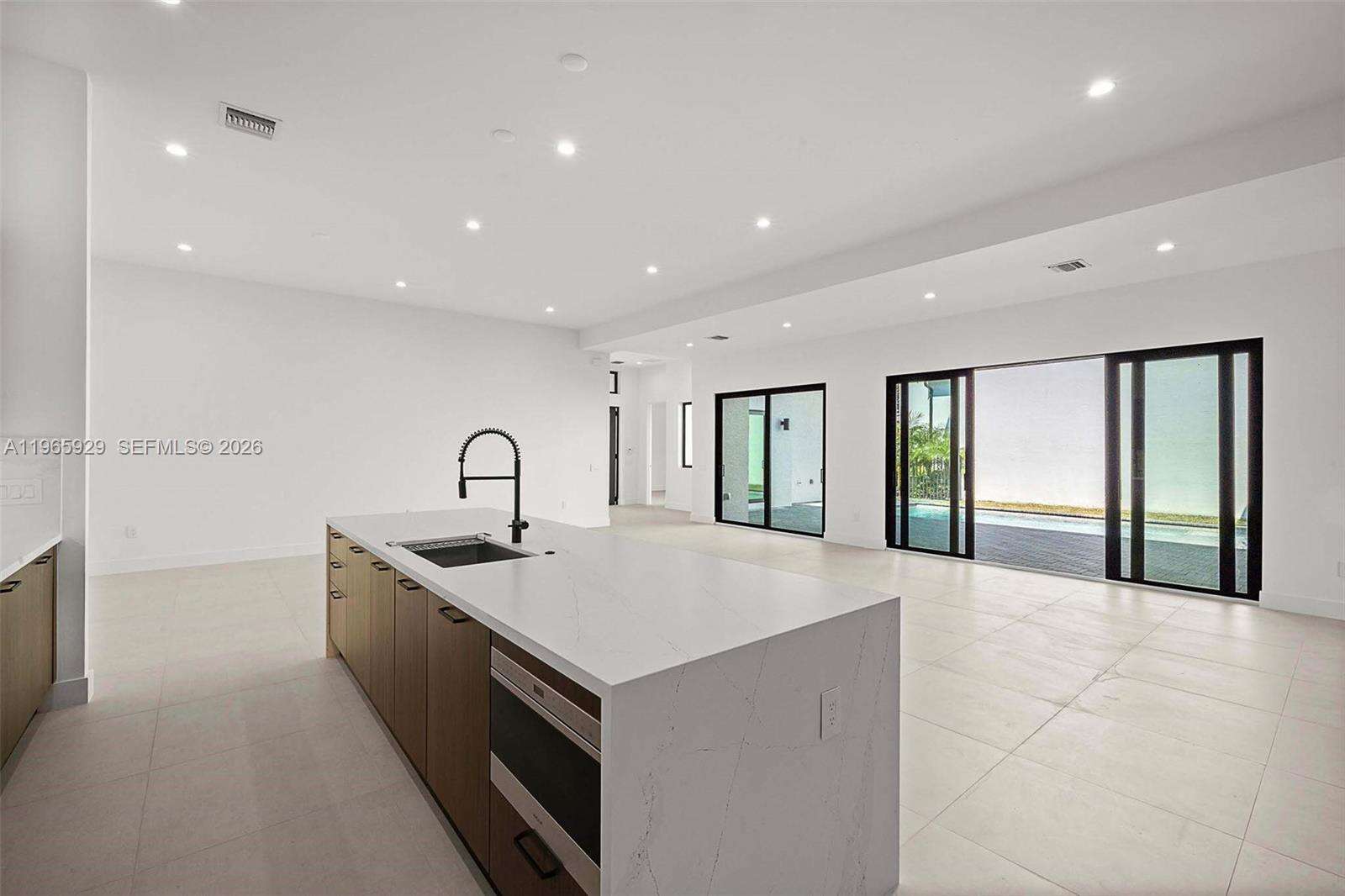 5718 Ashwood Cir W, Hollywood, FL 33312 | Picture 35