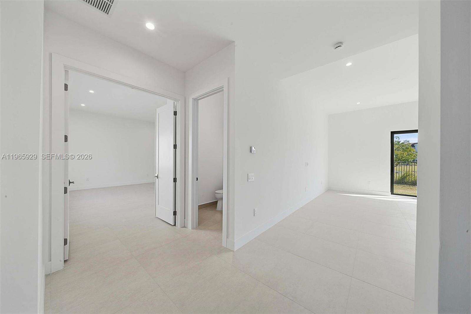 5718 Ashwood Cir W, Hollywood, FL 33312 | Picture 42