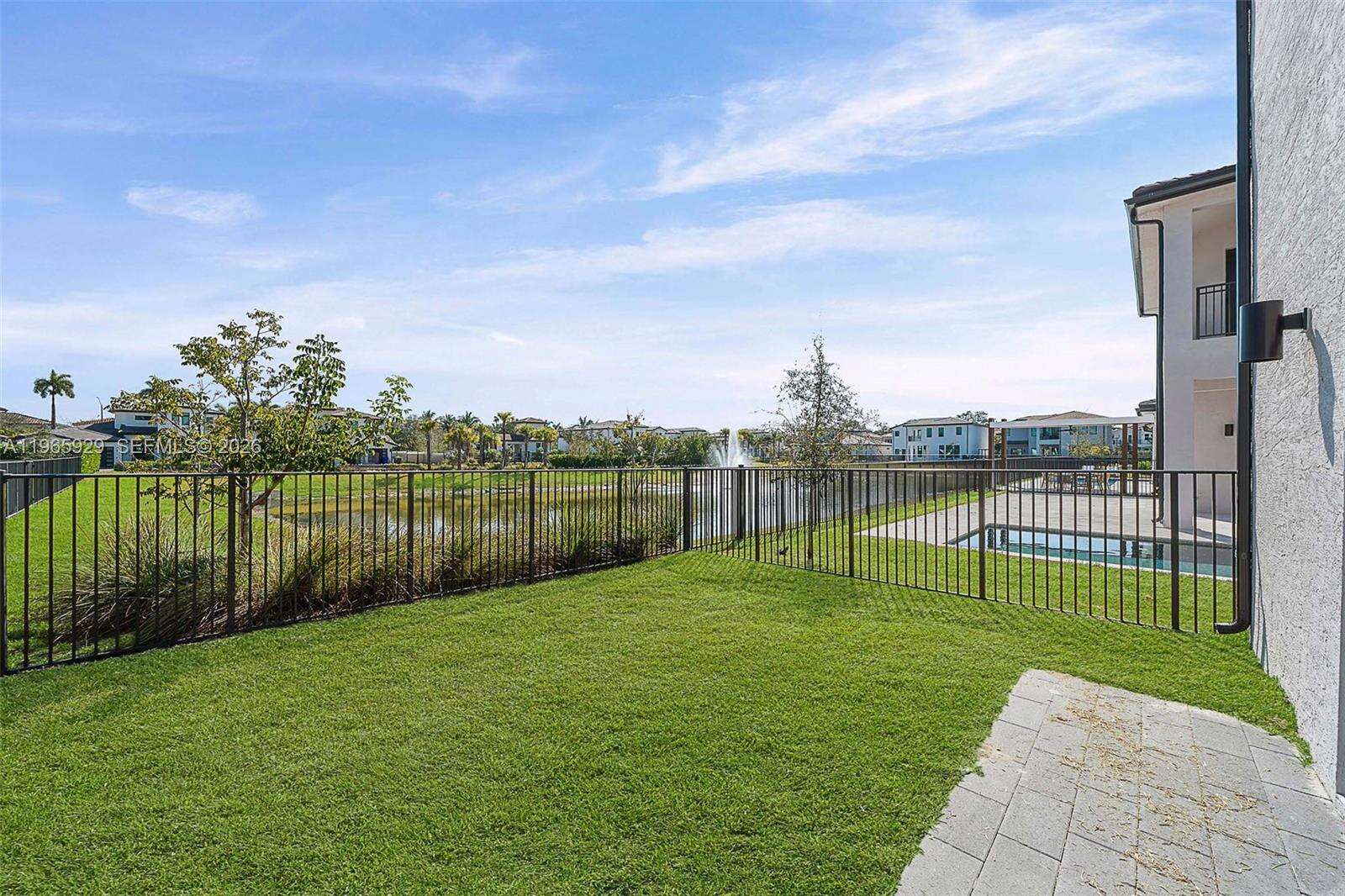 5718 Ashwood Cir W, Hollywood, FL 33312 | Picture 63