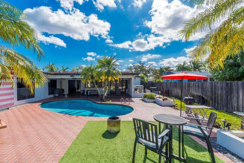 5201 Jefferson St, Hollywood, FL 33021 | Picture 2