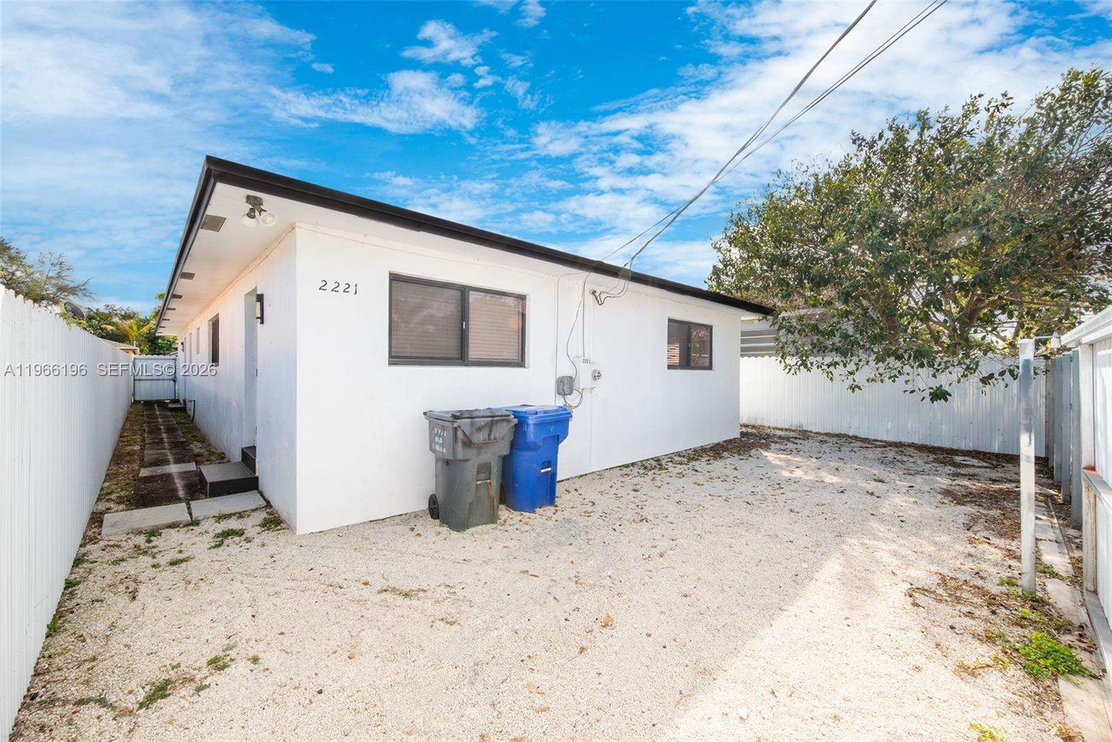 2221 Charleston St, Hollywood, FL 33020 | Picture 23