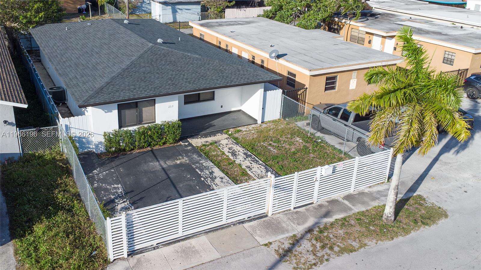 2221 Charleston St, Hollywood, FL 33020 | Picture 25