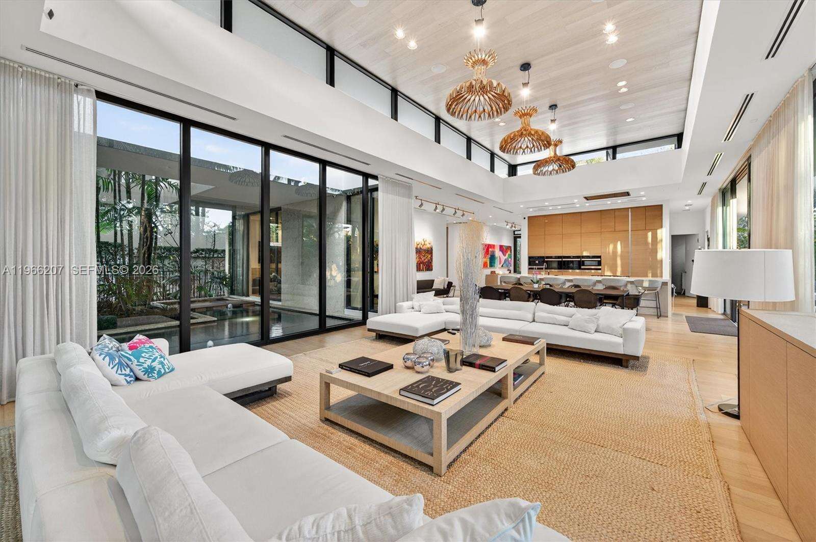 2300 Sunset Dr, Miami Beach, FL 33140 | Picture 5