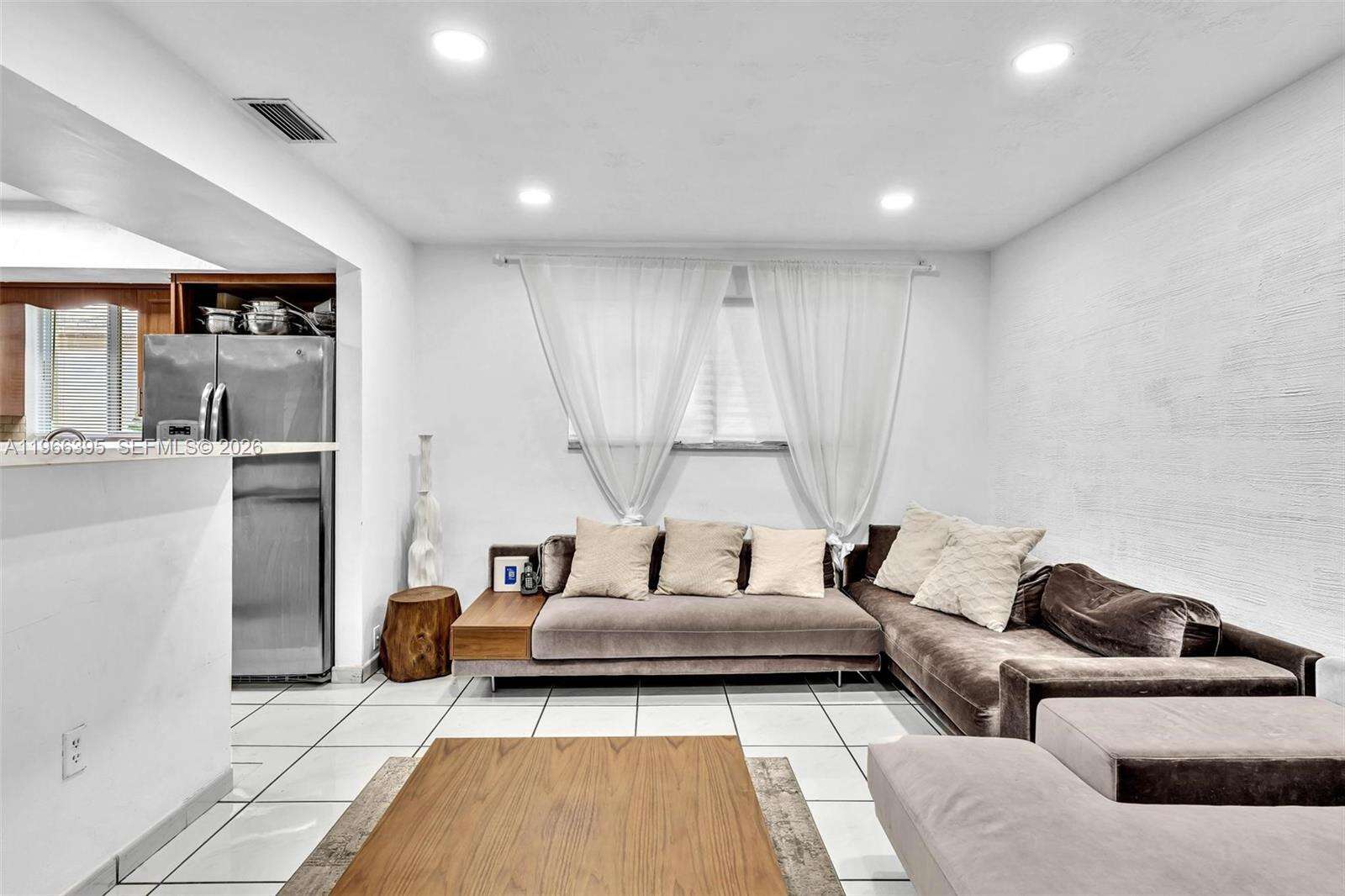 9524 Byron Ave, Surfside, FL 33154 | Picture 33