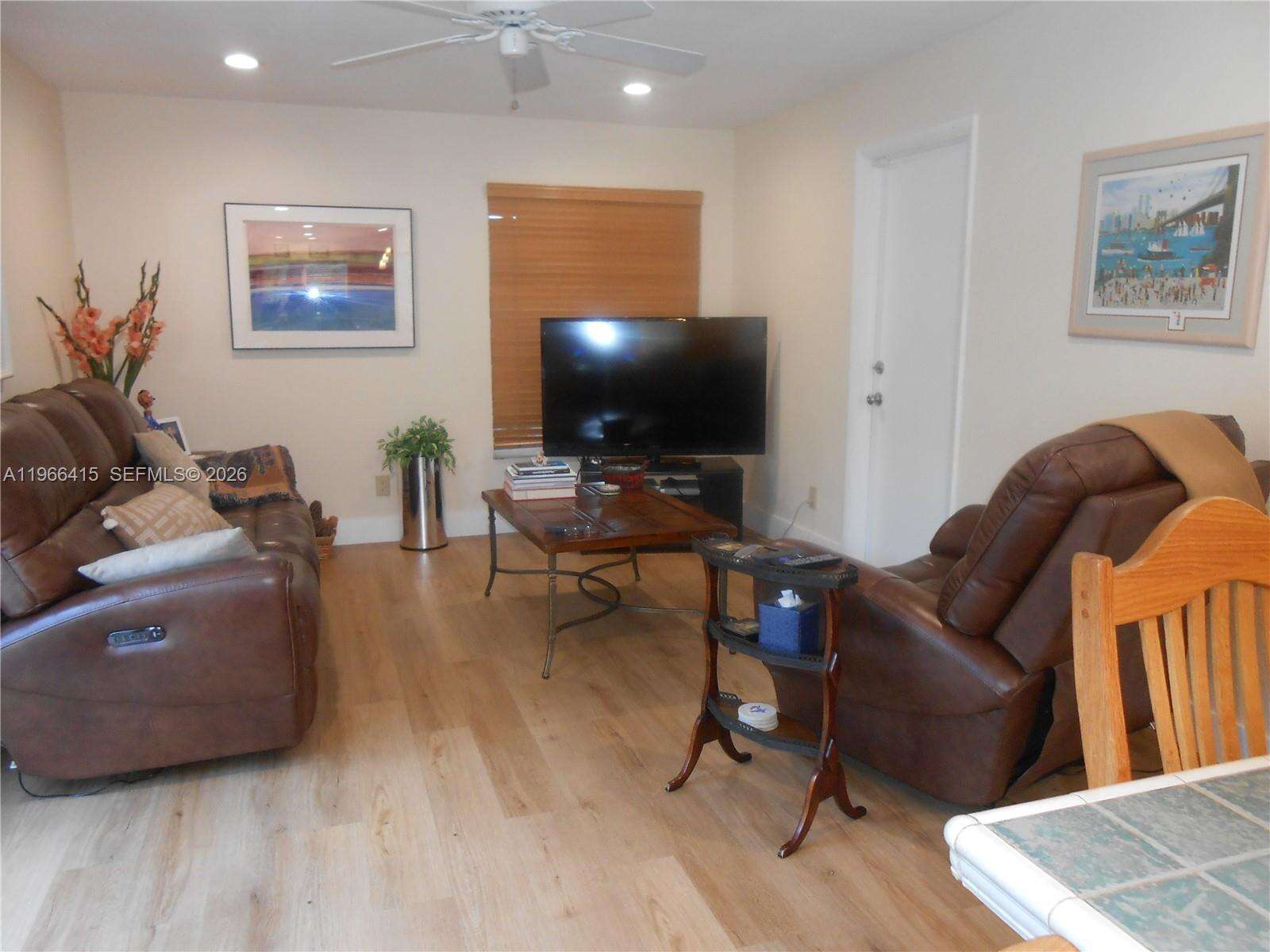 128 Laurel Rd, Hollywood, FL 33021 | Picture 8