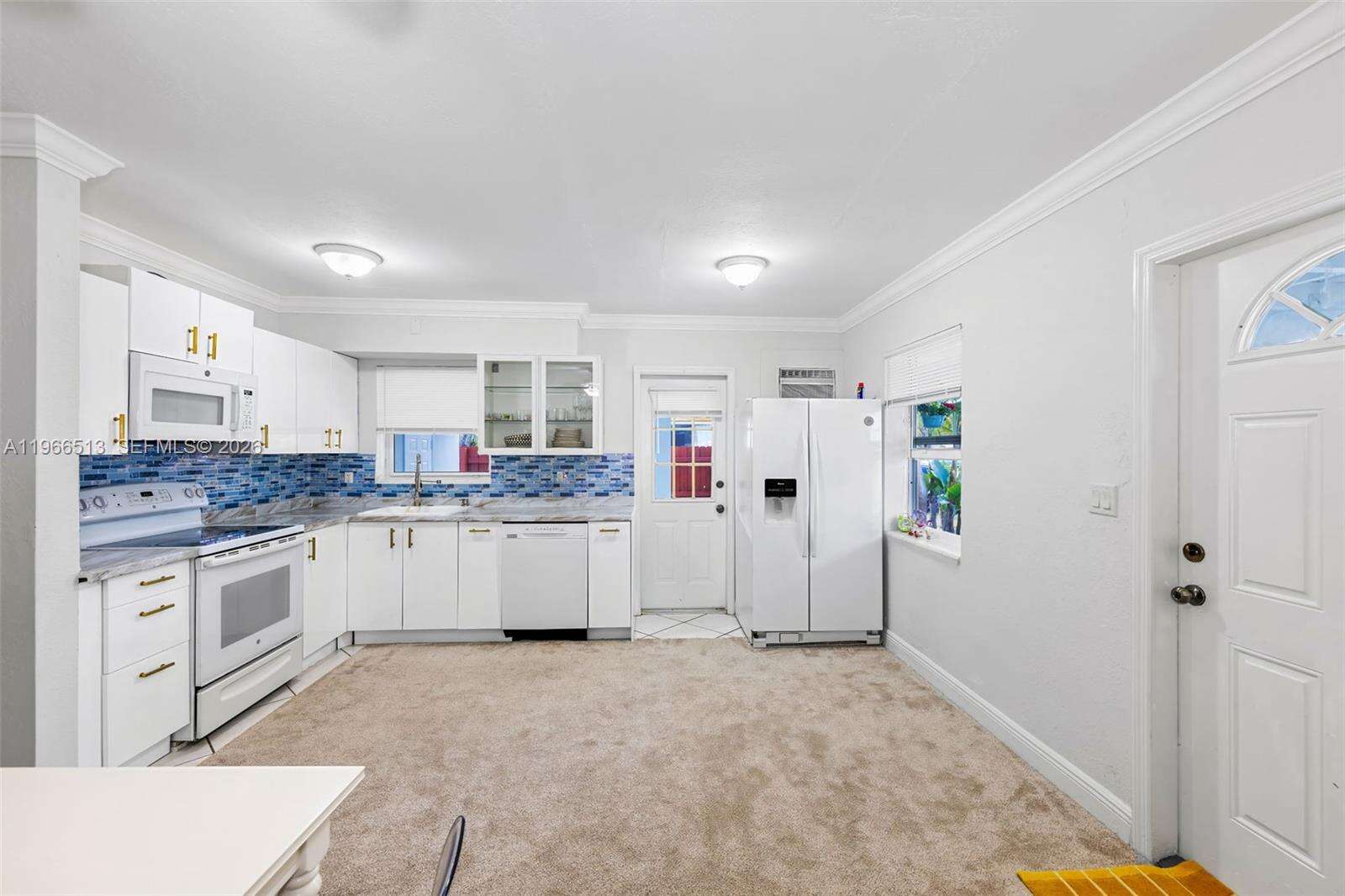 2210 Roosevelt St, Hollywood, FL 33020 - For Sale photo 8