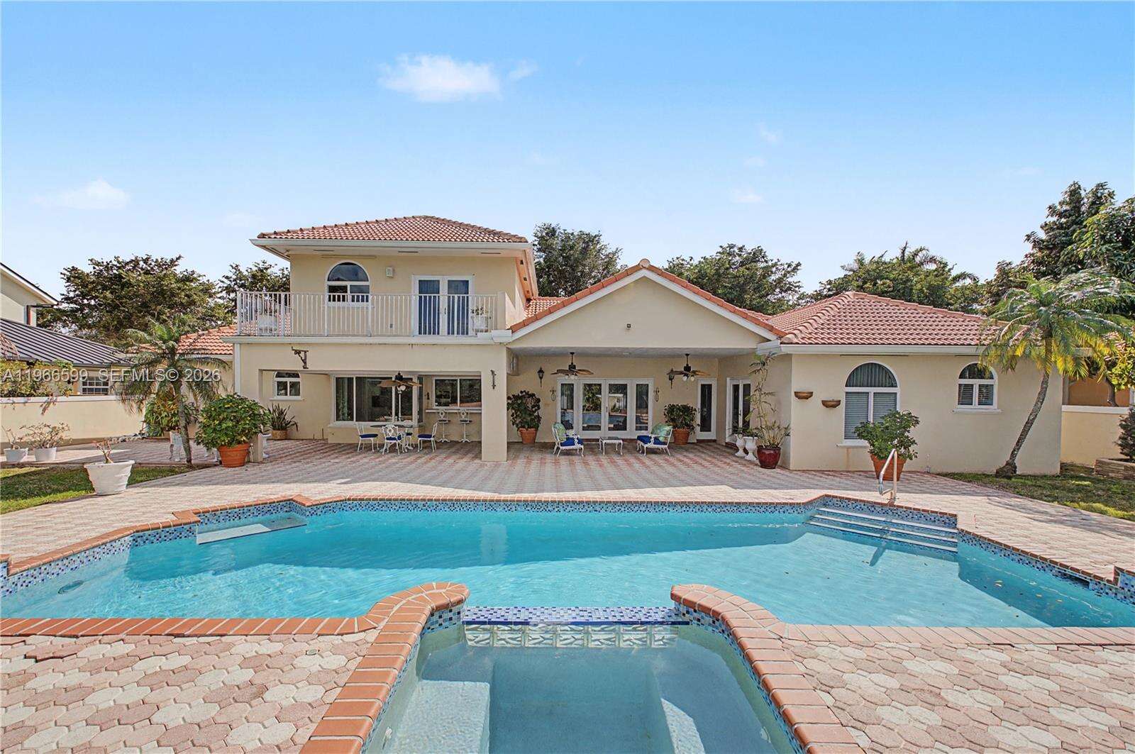 8305 157th Ter, Miami Lakes, FL 33016 | Picture 36