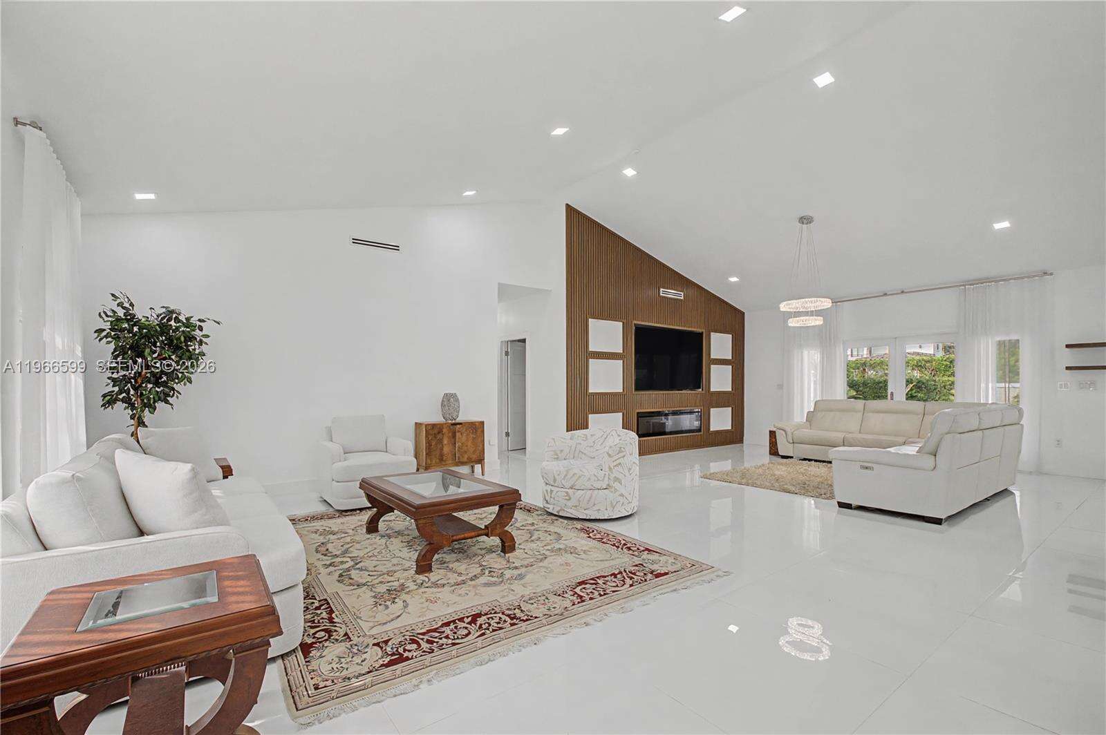 8305 157th Ter, Miami Lakes, FL 33016 | Picture 5