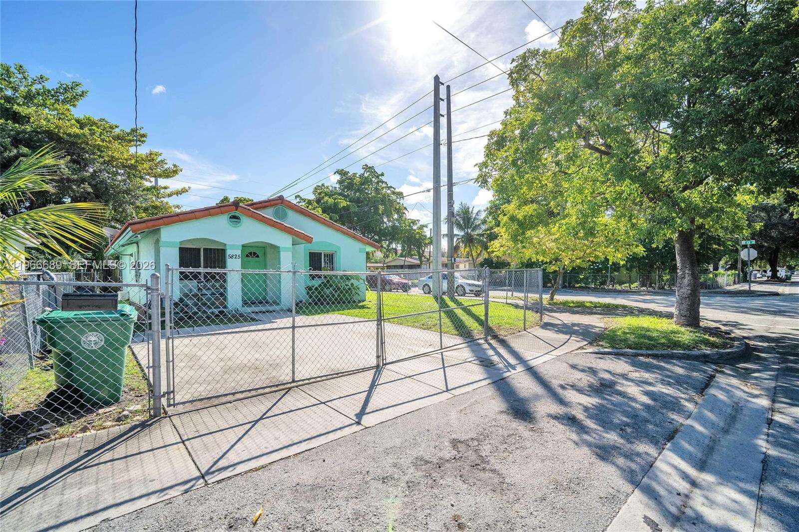 5825 13th Ave, Miami, FL 33142 | Picture 5