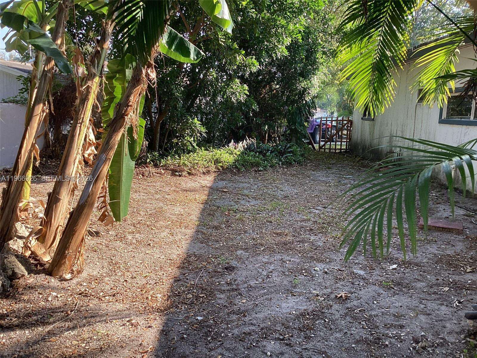 5741 Simms St, Hollywood, FL 33021 | Picture 4