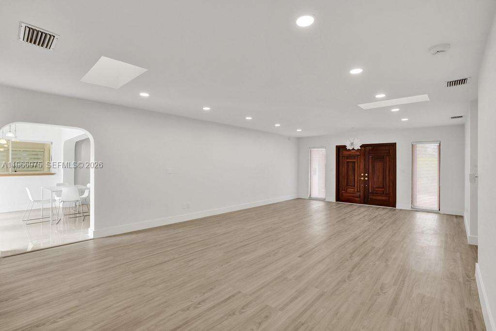 19710 23rd Ave, Miami, FL 33180 | Picture 11