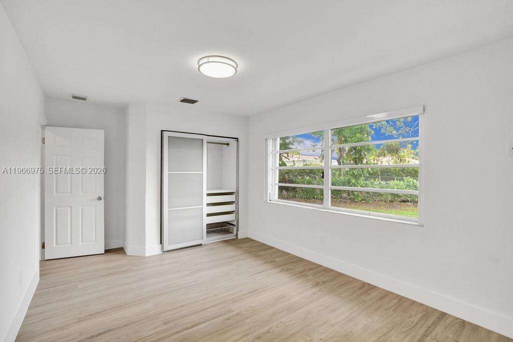 19710 23rd Ave, Miami, FL 33180 | Picture 22