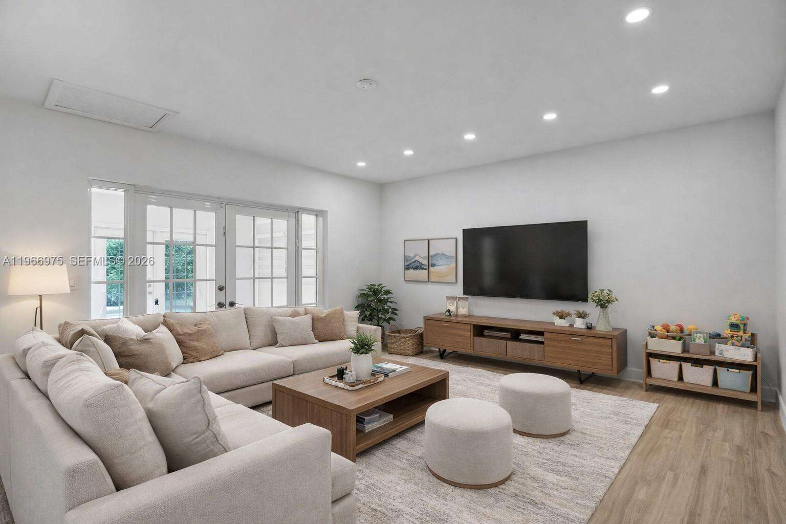 19710 23rd Ave, Miami, FL 33180 | Picture 29