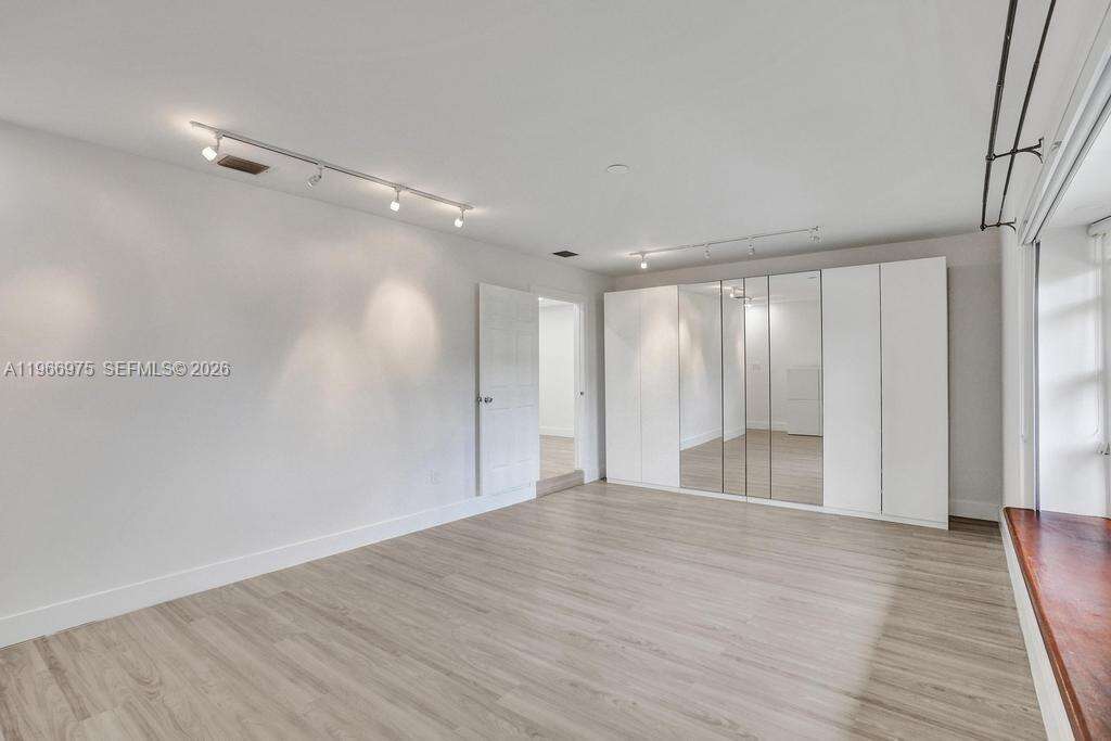 19710 23rd Ave, Miami, FL 33180 | Picture 33