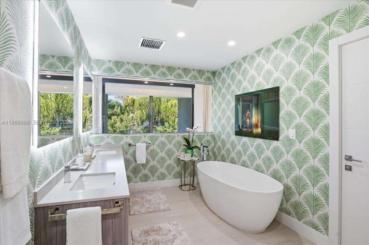 4354 Alton Rd, Miami Beach, FL 33140 | Picture 22