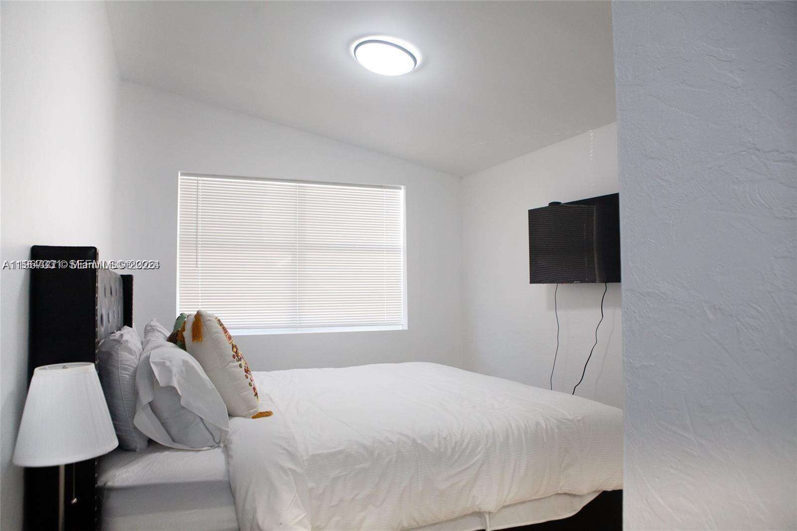 1821 Harding St, Hollywood, FL 33020 | Picture 12