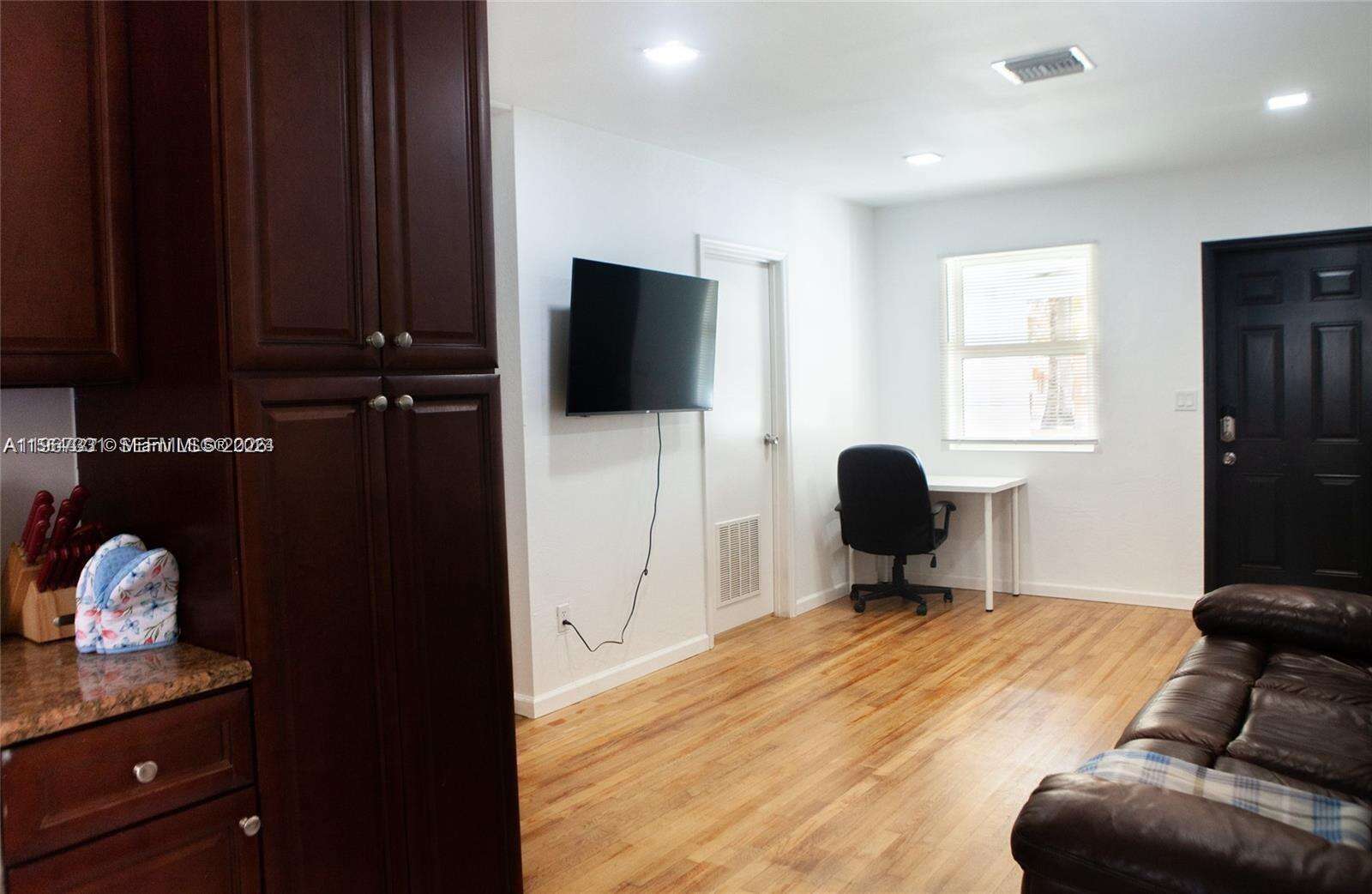 1821 Harding St, Hollywood, FL 33020 | Picture 14