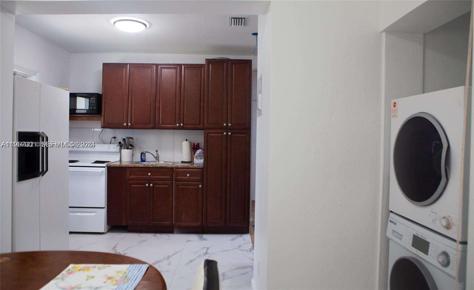 1821 Harding St, Hollywood, FL 33020 | Picture 5