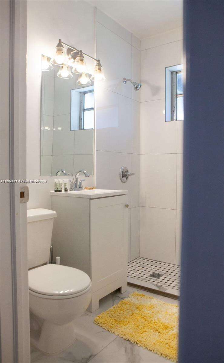 1821 Harding St, Hollywood, FL 33020 | Picture 8