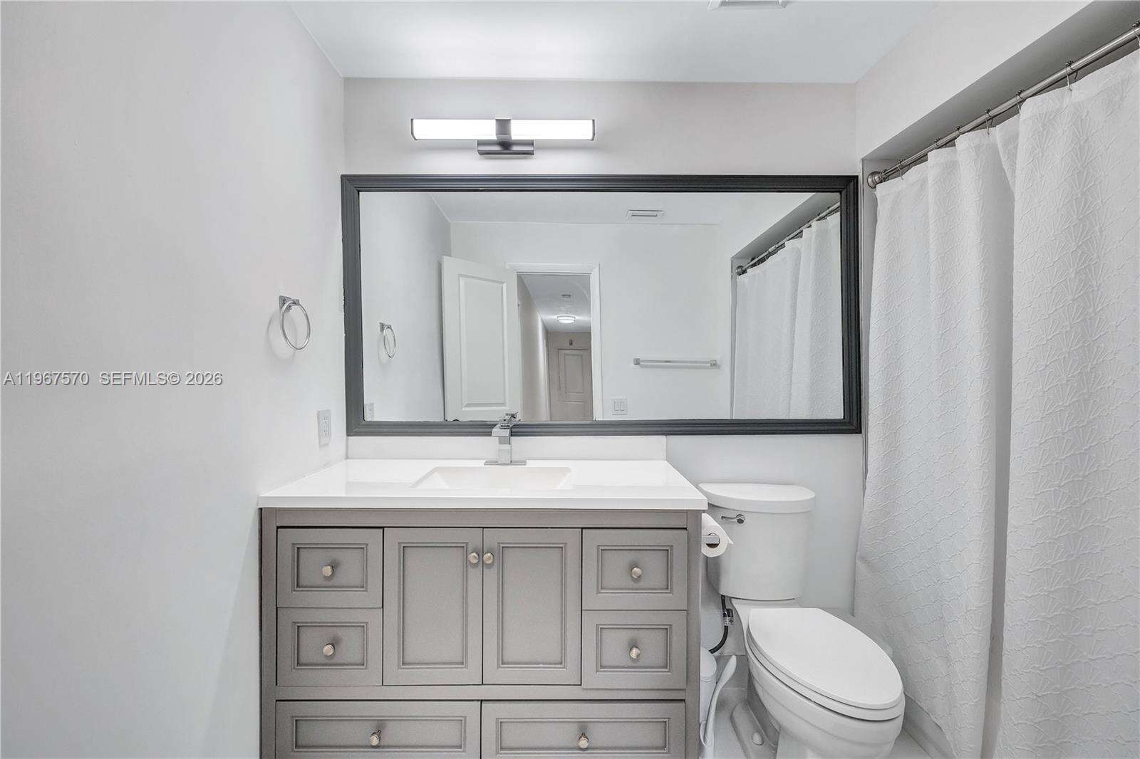 3211 Calle Largo Dr, Hollywood, FL 33021 | Picture 18