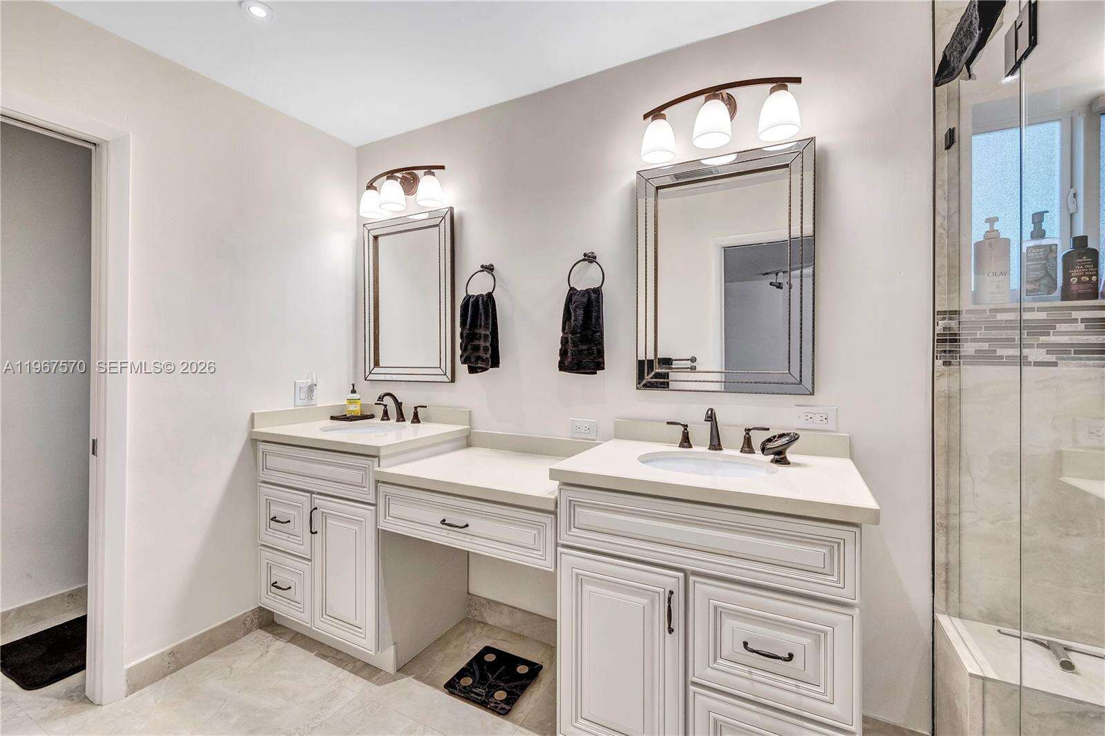 3211 Calle Largo Dr, Hollywood, FL 33021 | Picture 10