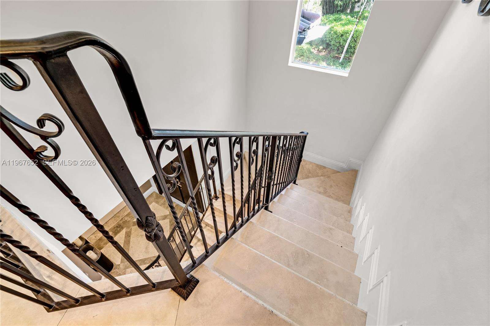 2752 Brickell Ct, Miami, FL 33129 | Picture 32