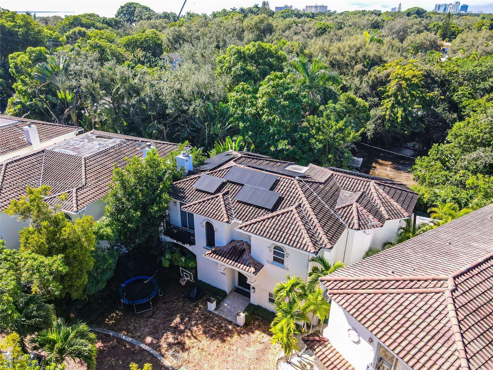 2752 Brickell Ct, Miami, FL 33129 | Picture 54