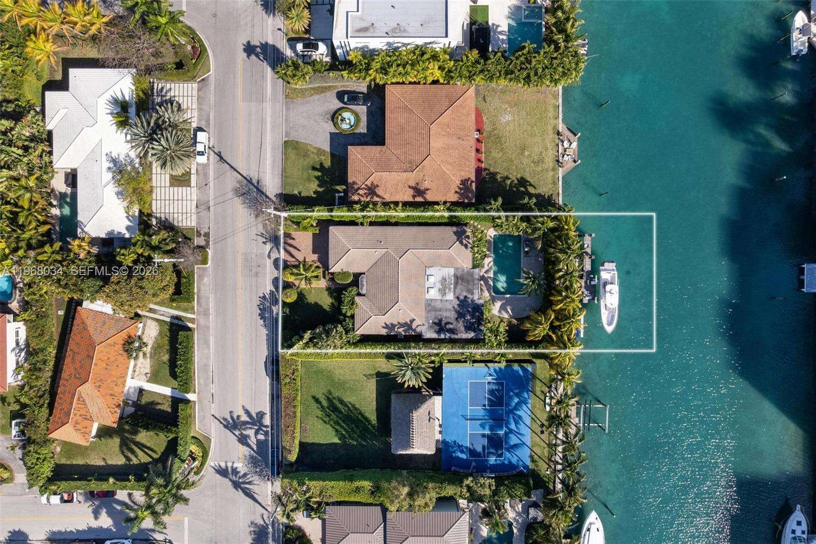10121 Broadview Dr, Bay Harbor Islands, FL 33154 | Picture 1