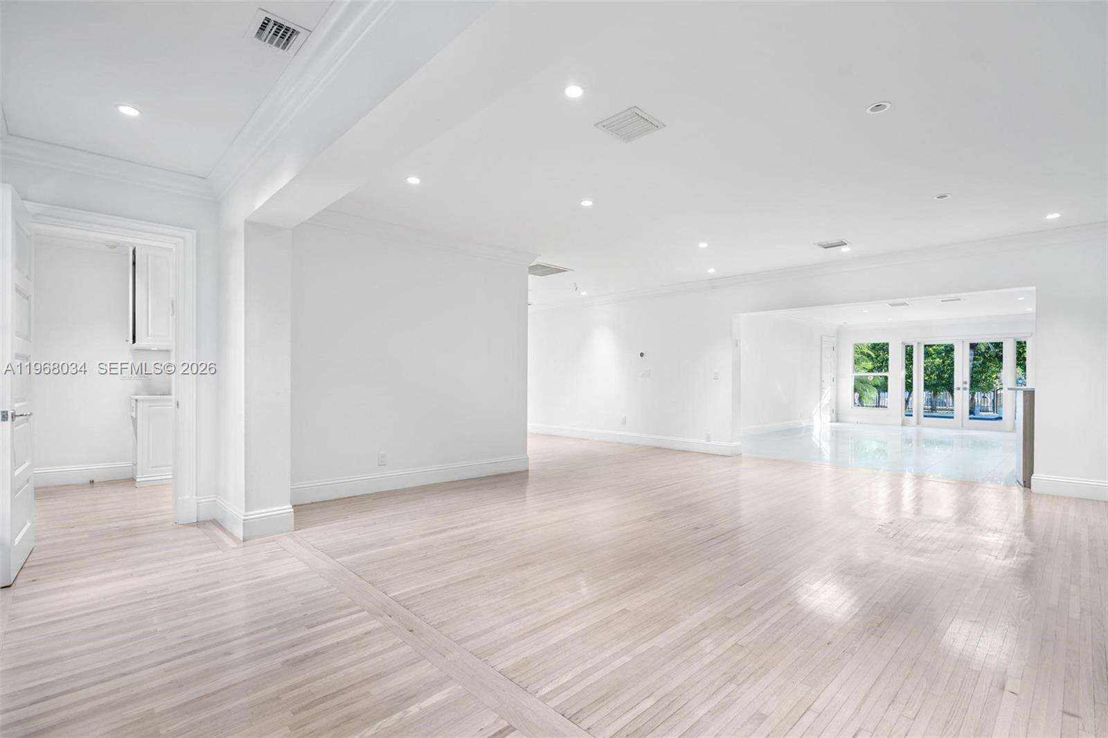 10121 Broadview Dr, Bay Harbor Islands, FL 33154 | Picture 11