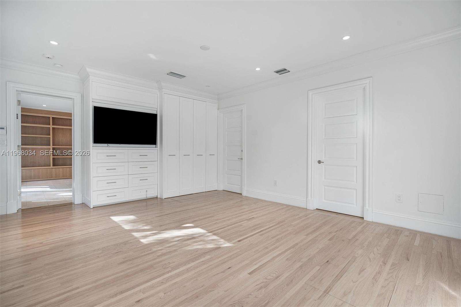 10121 Broadview Dr, Bay Harbor Islands, FL 33154 | Picture 24