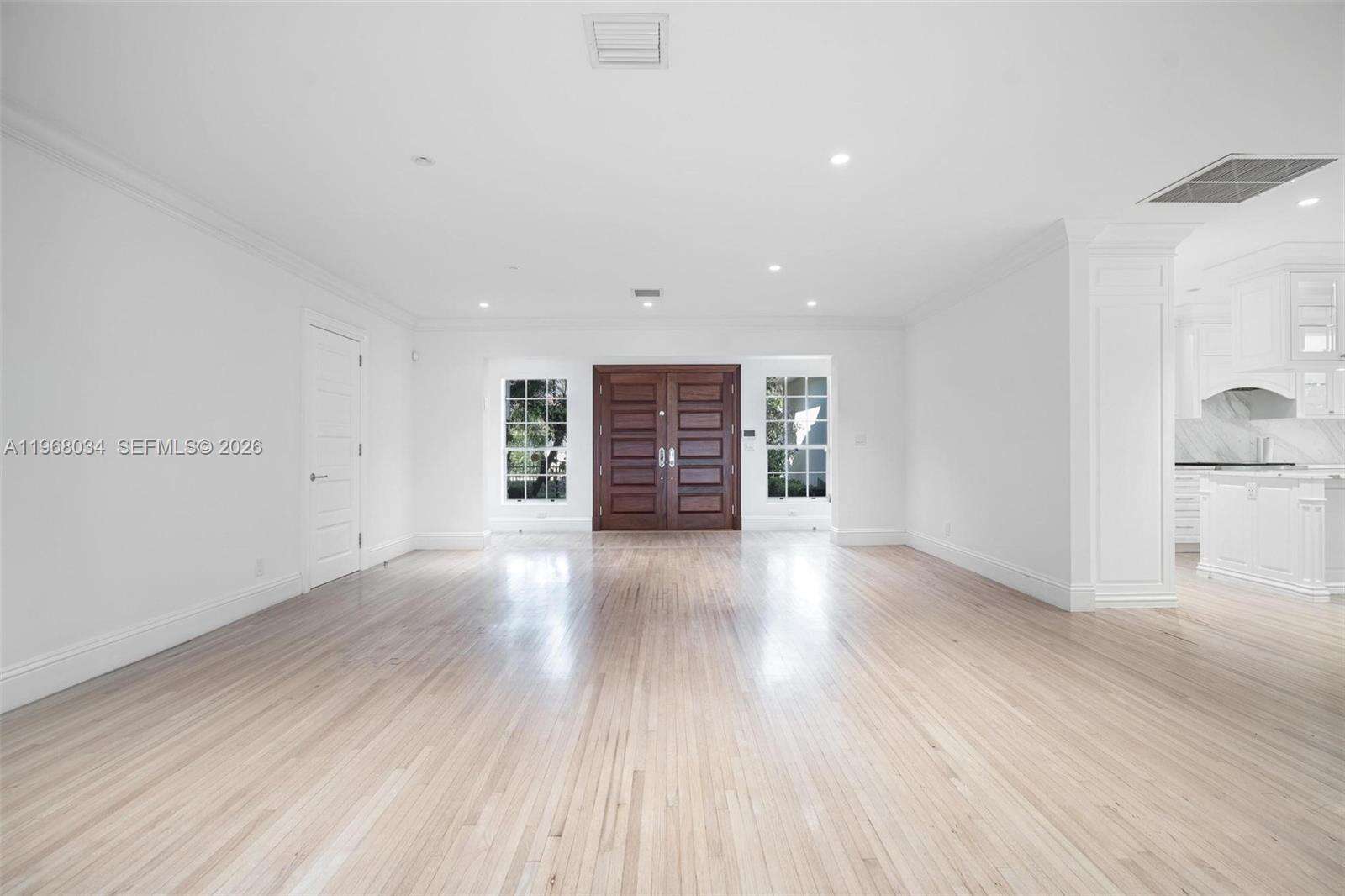 10121 Broadview Dr, Bay Harbor Islands, FL 33154 | Picture 9