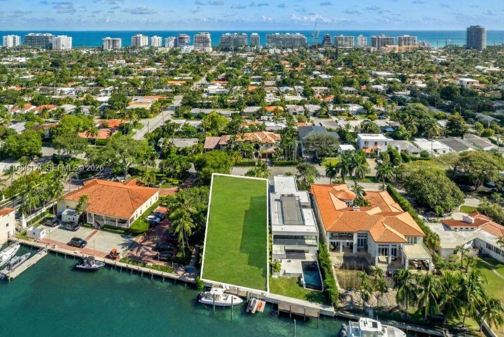 9064 Bay Dr, Surfside, FL 33154 | Picture 4