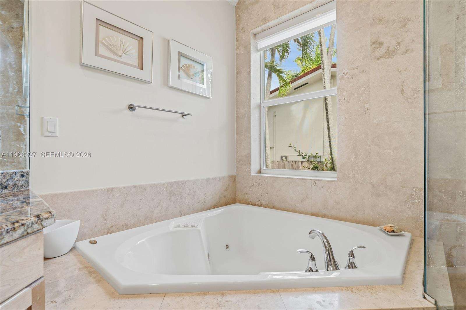 7431 Center Bay Dr, North Bay Village, FL 33141 | Picture 20