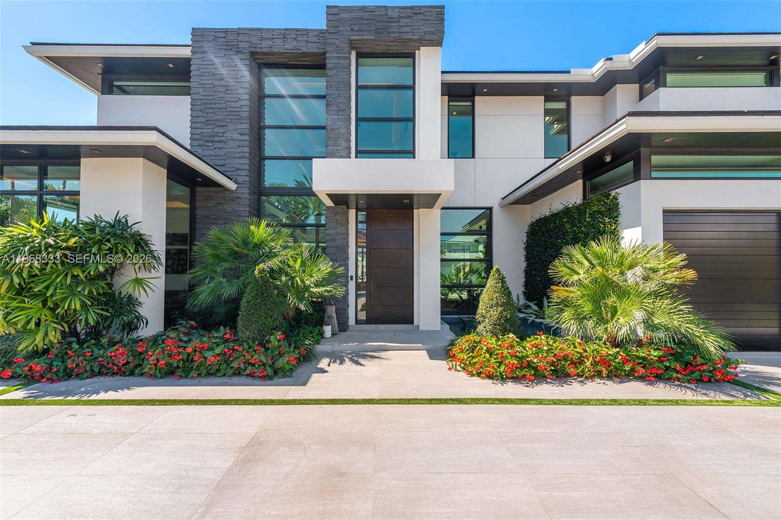 22 Isla Bahia Dr, Fort Lauderdale, FL 33316 | Picture 11