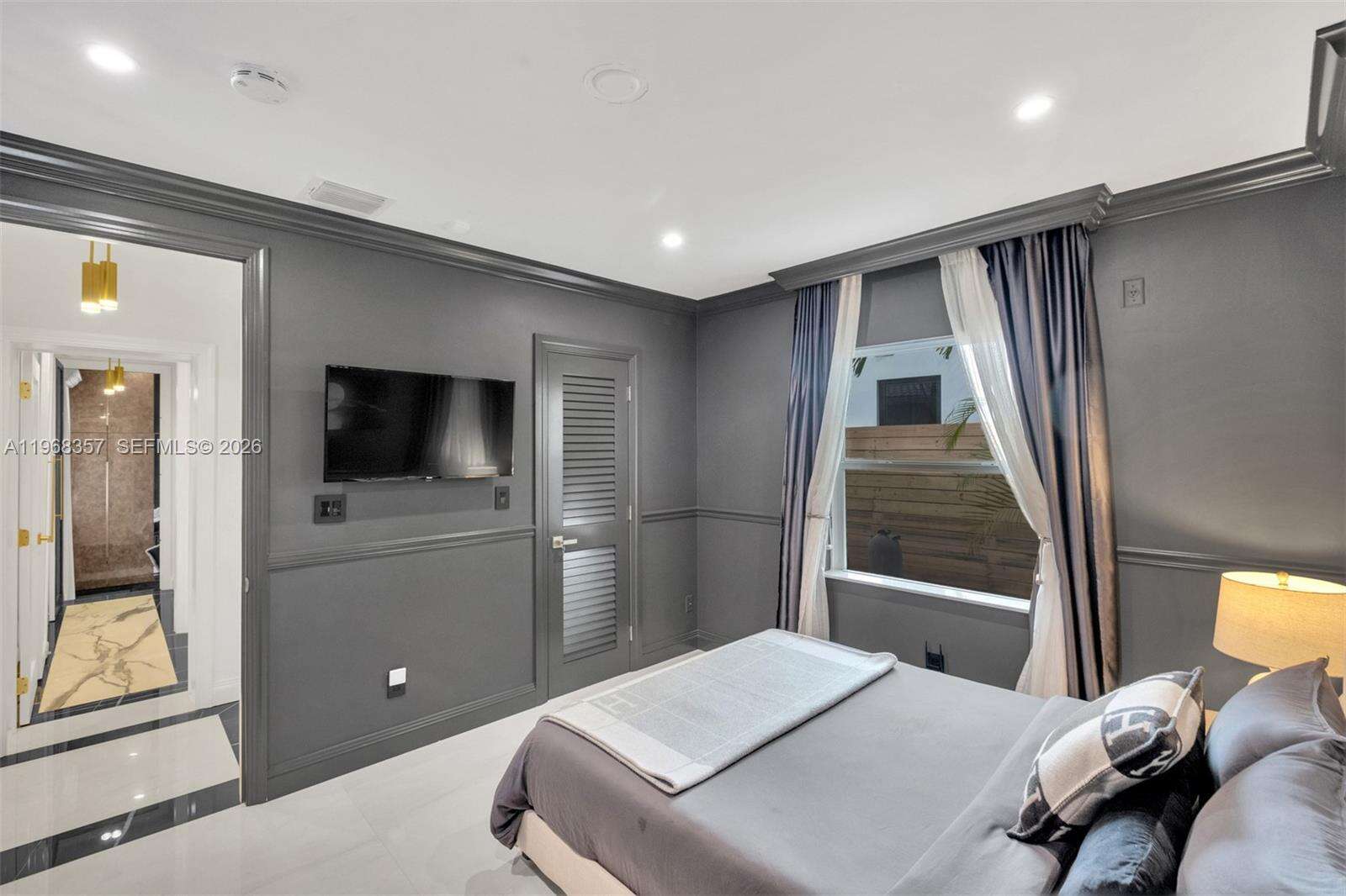 726 17th Way, Fort Lauderdale, FL 33304 | Picture 18