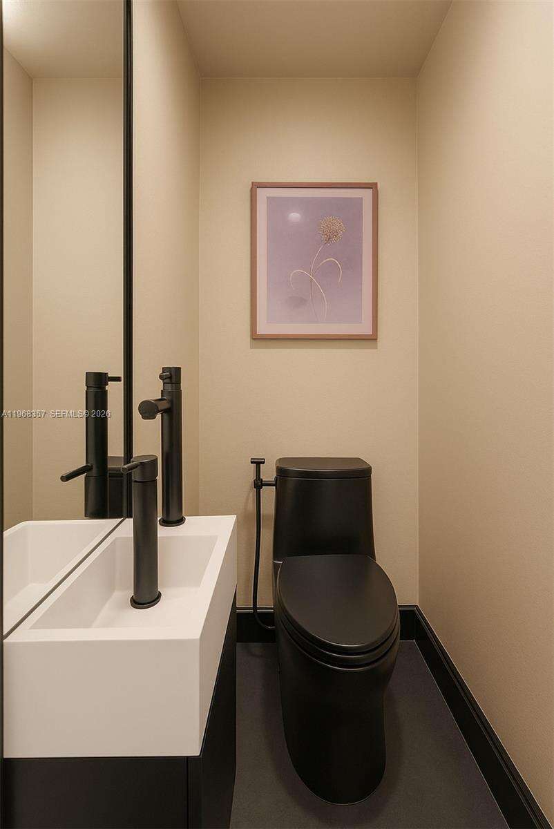 726 17th Way, Fort Lauderdale, FL 33304 | Picture 25