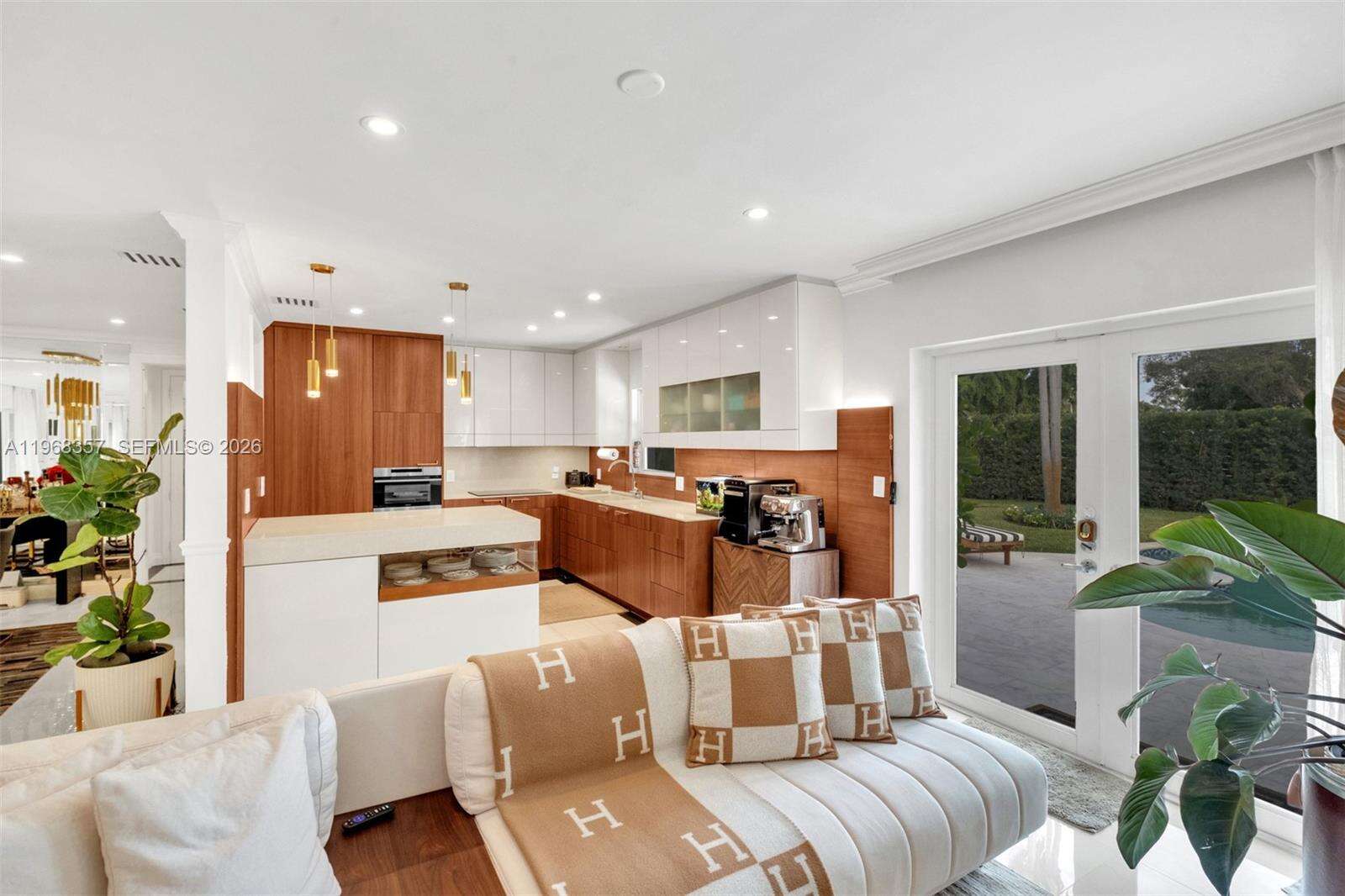 726 17th Way, Fort Lauderdale, FL 33304 | Picture 6