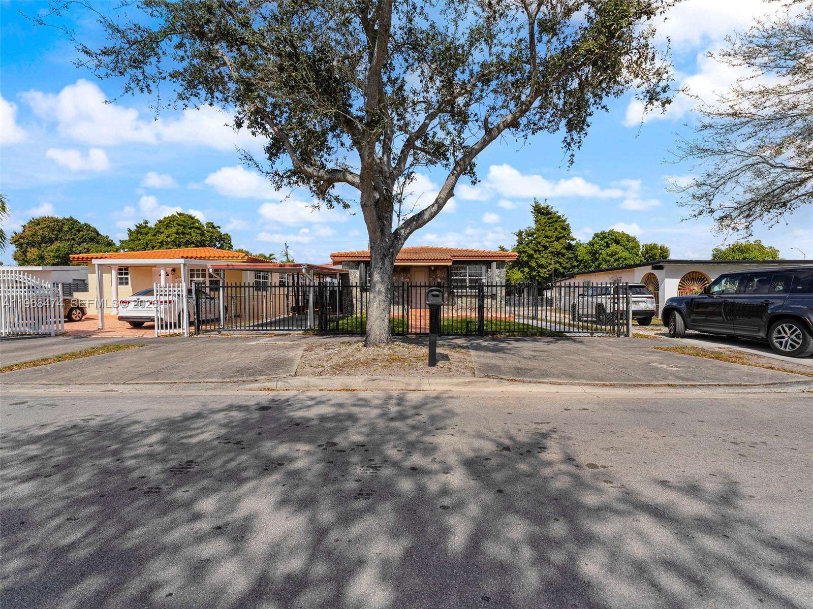 761 45th St, Hialeah, FL 33013 | Picture 3