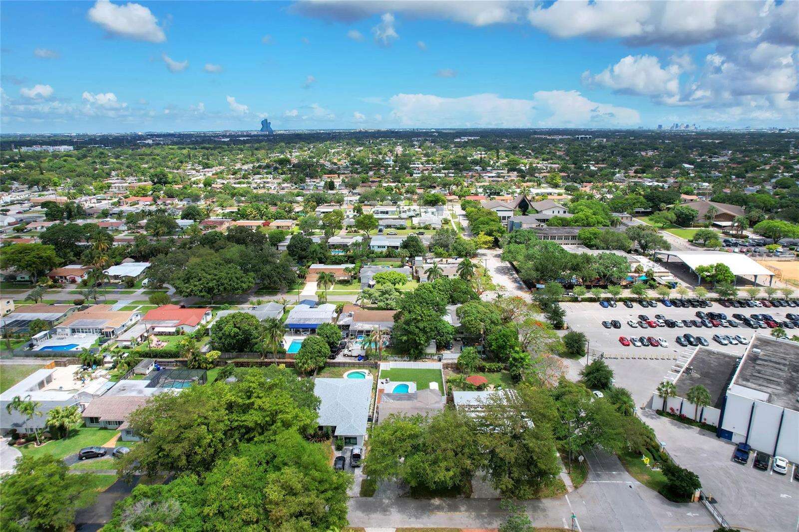 5311 Pierce, Hollywood, FL 33021 - For Sale photo 3